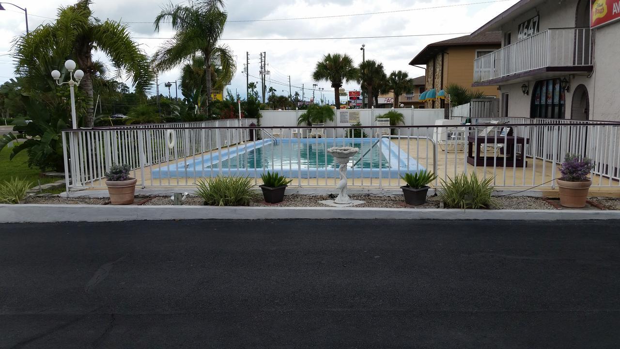 Maple Leaf Inn & Suites Kissimmee Luaran gambar